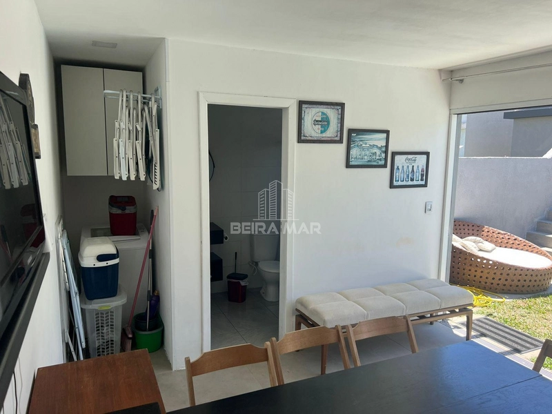 Casa 4 dormitórios a 3 quadras do mar: 9ª foto da galeria de imagens do imóvel