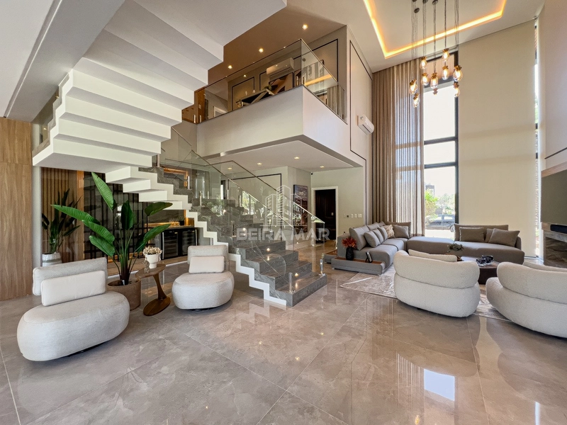 Luxuosa e Moderna: 17ª foto da galeria de imagens do imóvel
