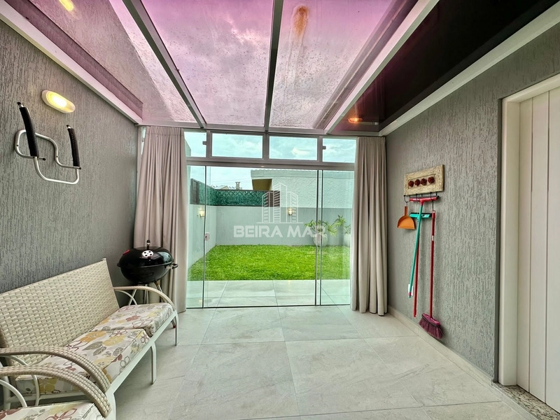 Casa térrea próxima ao mar: 13ª foto da galeria de imagens do imóvel