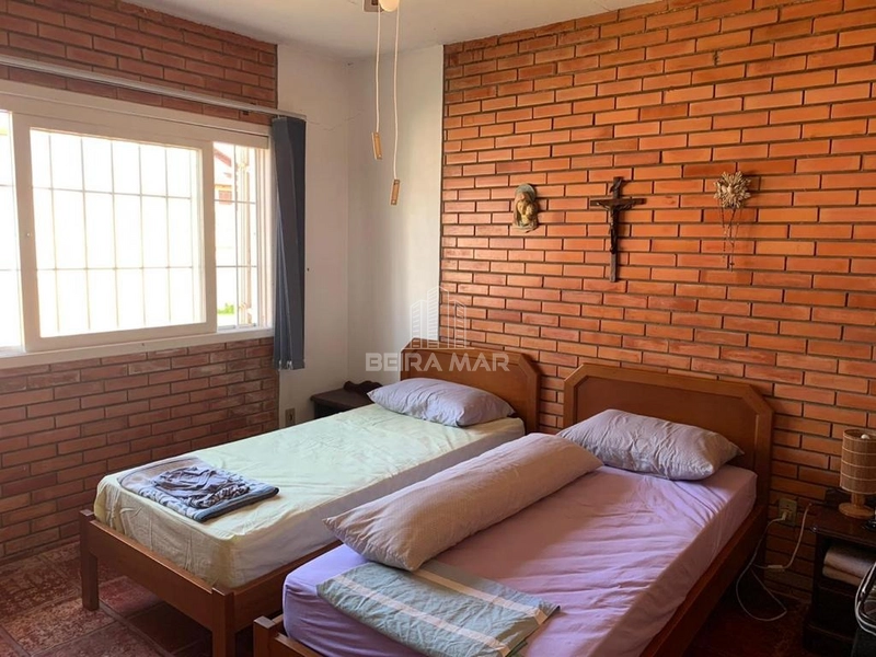 Casa Exclusiva à Venda em Xangri-Lá – Espaço, Conforto e Lazer: 1ª foto da galeria de imagens do imóvel