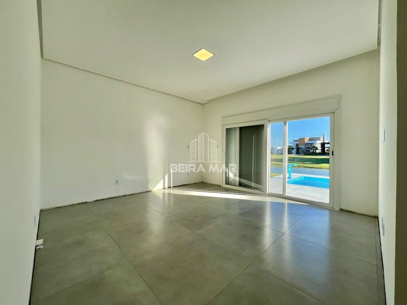 Casa no Condomínio Riviera beira lago!: 8ª foto da galeria de imagens do imóvel