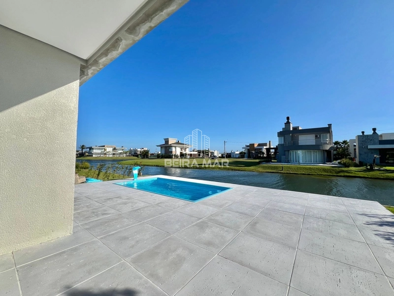 Casa no Condomínio Riviera beira lago!: 9ª foto da galeria de imagens do imóvel