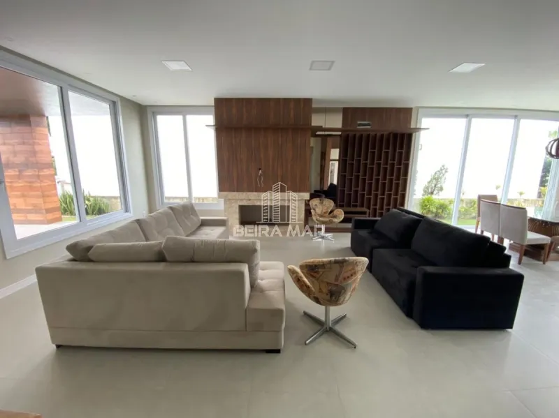 Casa térrea de luxo, no condomínio Dubai, em Capão da Canoa: 2ª foto da galeria de imagens do imóvel