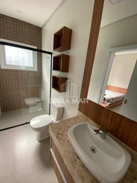 Casa térrea de luxo, no condomínio Dubai, em Capão da Canoa: 4ª foto da galeria de imagens do imóvel