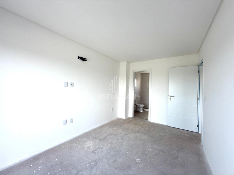 Casa no Condomínio Páteo Marbella: 2ª foto da galeria de imagens do imóvel