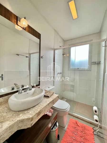 LINDO SOBRADO NO CONDOMÍNIO  FECHADO DUBAI RESORT: 23ª foto da galeria de imagens do imóvel