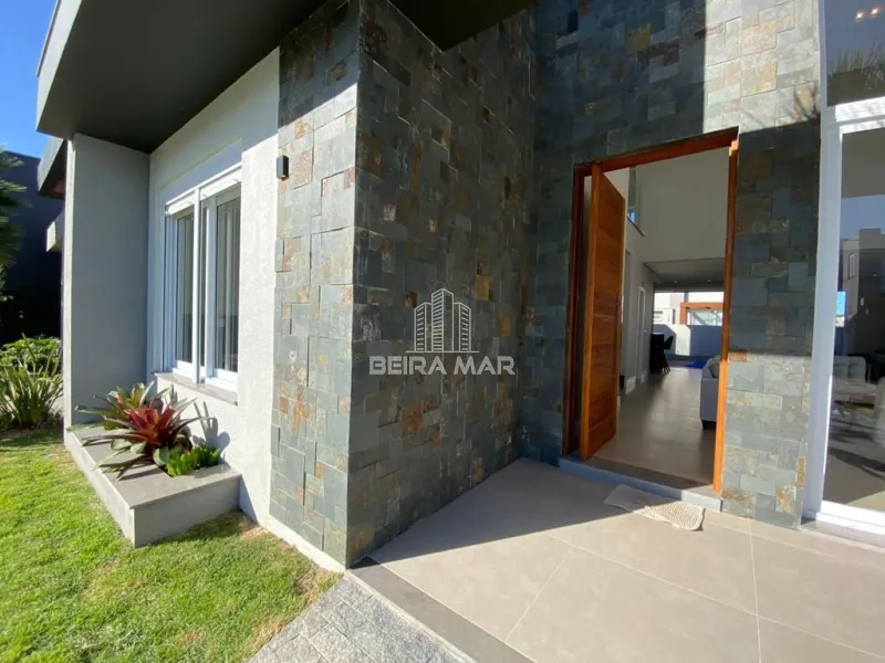 Sobrado Condomínio - Xangril-lá | RS: 3ª foto da galeria de imagens do imóvel