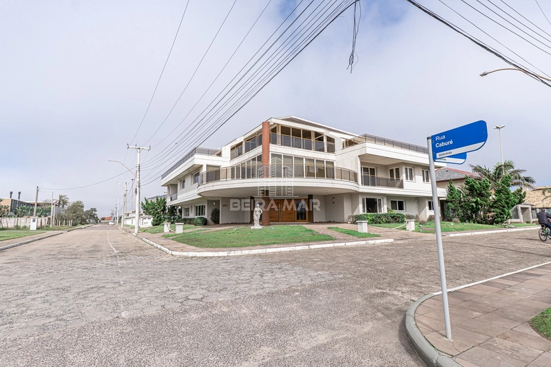 Mansão em Atlântida: 19ª foto da galeria de imagens do imóvel
