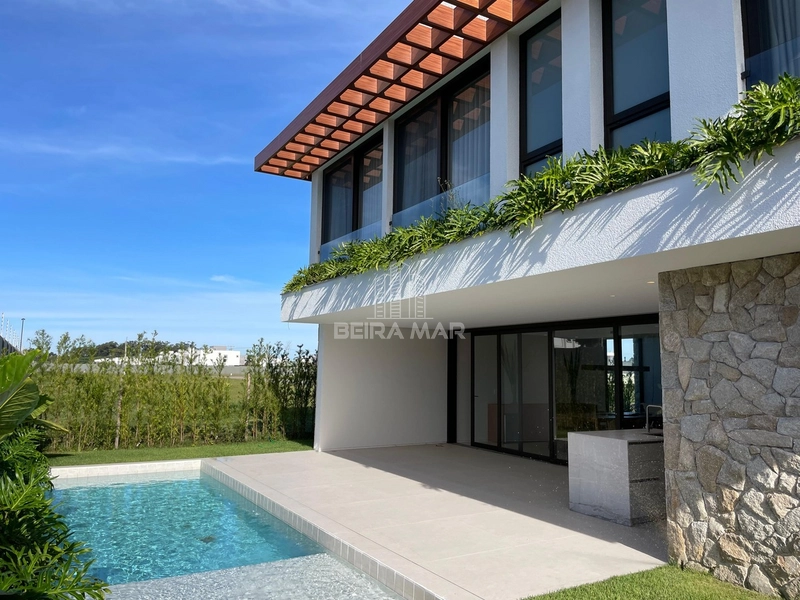 Casa sofisticada no Lotus: 2ª foto da galeria de imagens do imóvel