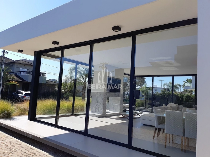 Casa no Condomínio Quintas do Lago: 2ª foto da galeria de imagens do imóvel