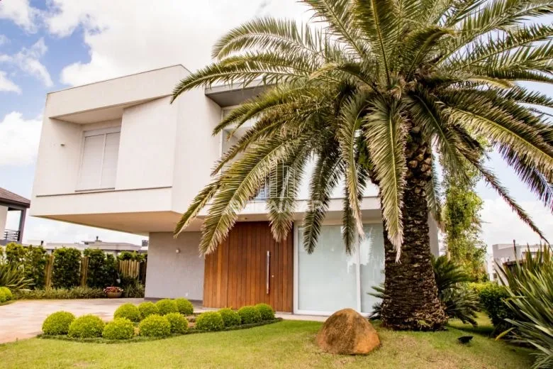 Sobrado beira lago, decorado: 2ª foto da galeria de imagens do imóvel