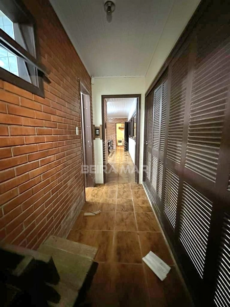 Casa térrea na área central de Atlântida: 32ª foto da galeria de imagens do imóvel