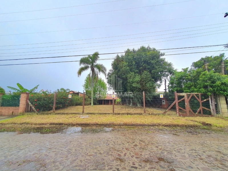 Casa térrea na área central de Atlântida: 30ª foto da galeria de imagens do imóvel