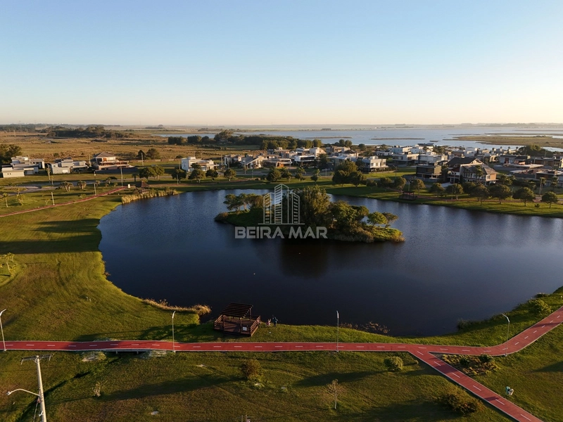CASA À VENDA EM CONDOMÍNIO: 23ª foto da galeria de imagens do imóvel