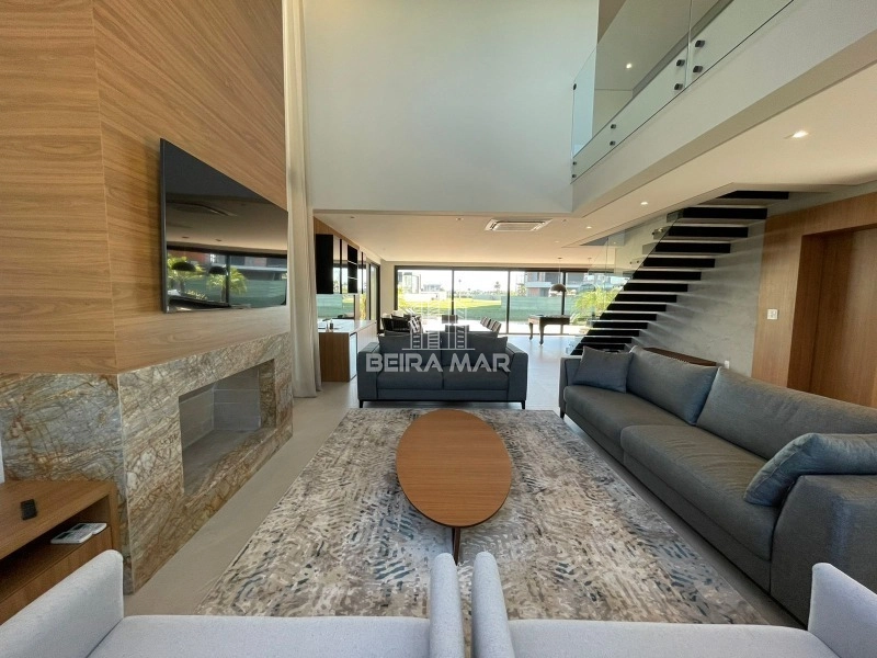 Contemporâneo sobrado beira lago no Condomínio Sense, em Xangri-lá!: 3ª foto da galeria de imagens do imóvel