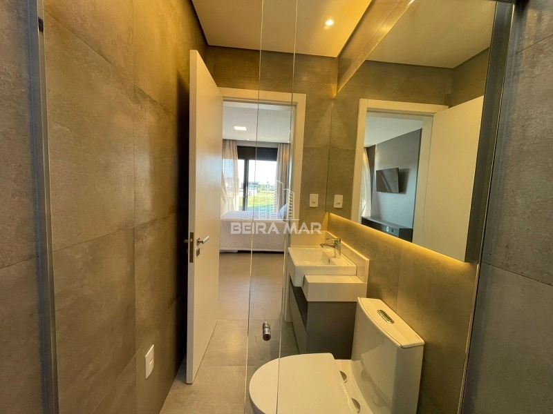 Contemporâneo sobrado beira lago no Condomínio Sense, em Xangri-lá!: 22ª foto da galeria de imagens do imóvel