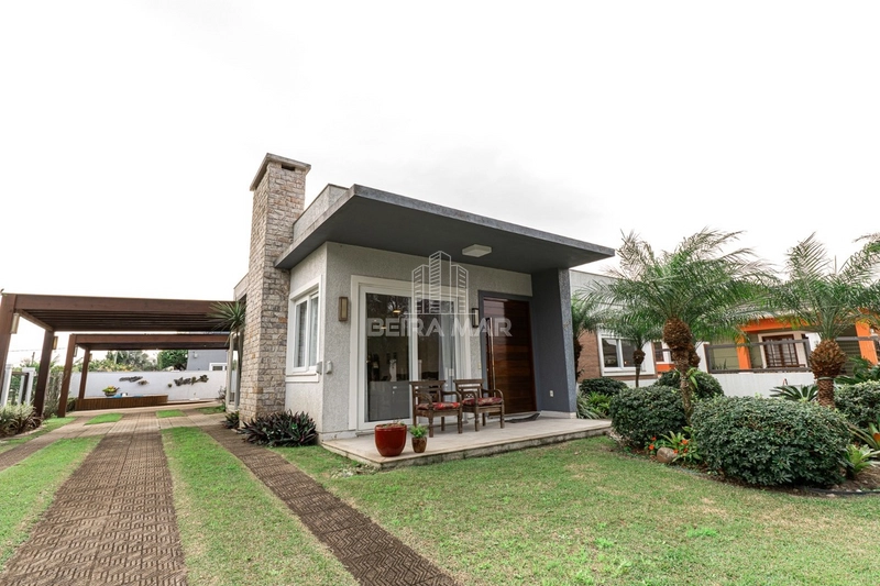 Casa em ótima localização em Atlântida: 22ª foto da galeria de imagens do imóvel
