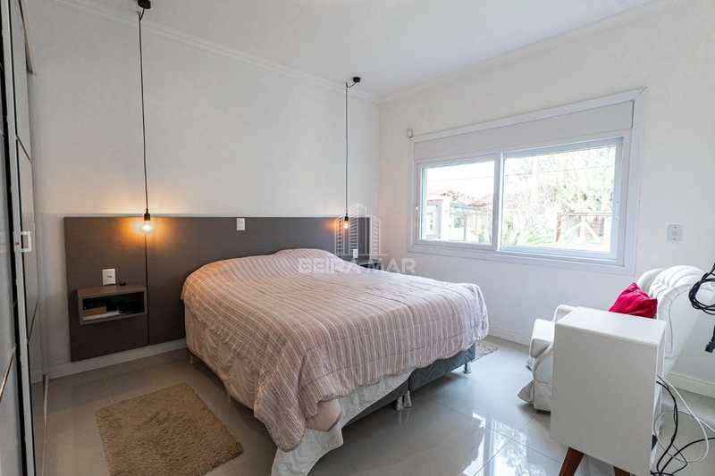 Casa em ótima localização em Atlântida: 5ª foto da galeria de imagens do imóvel