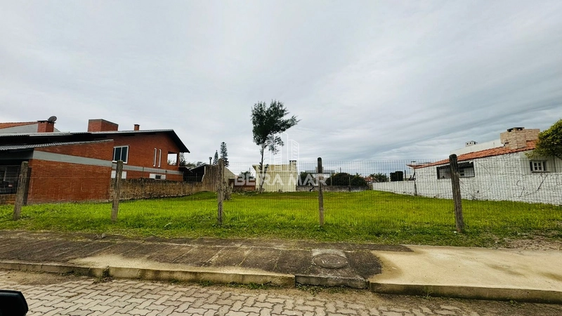 Terreno em Xangri-lá!: 1ª foto da galeria de imagens do imóvel