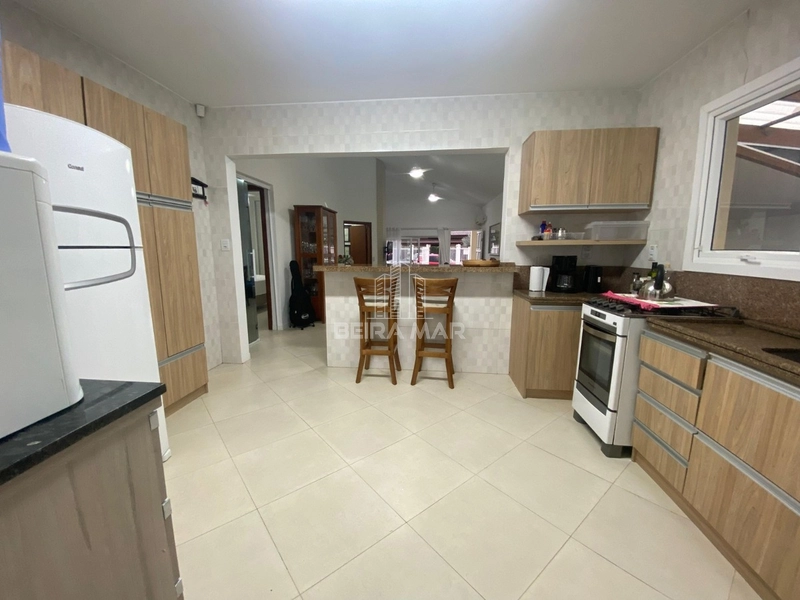 Casa à Venda em Xangri-Lá – Próxima ao Mar e Completa para o Seu Confo: 35ª foto da galeria de imagens do imóvel