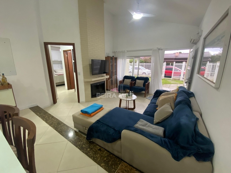 Casa à Venda em Xangri-Lá – Próxima ao Mar e Completa para o Seu Confo: 3ª foto da galeria de imagens do imóvel