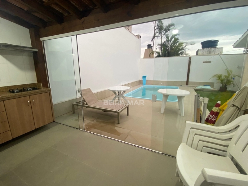 Casa à Venda em Xangri-Lá – Próxima ao Mar e Completa para o Seu Confo: 2ª foto da galeria de imagens do imóvel