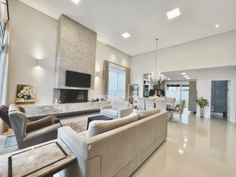 Casa em Condomínio: 3ª foto da galeria de imagens do imóvel
