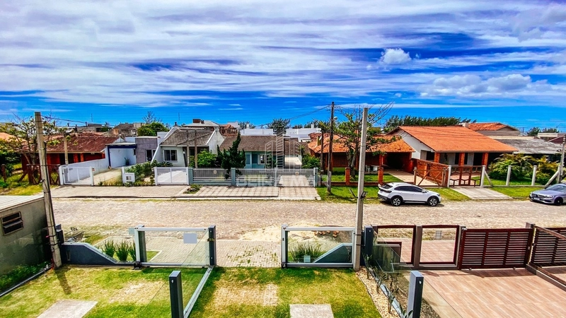 Duplex frente leste totalmente mobiliado e somente 2 quadras do mar!: 16ª foto da galeria de imagens do imóvel