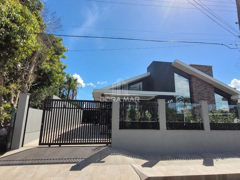 Belíssima casa em Xangri-lá!: 3ª foto da galeria de imagens do imóvel