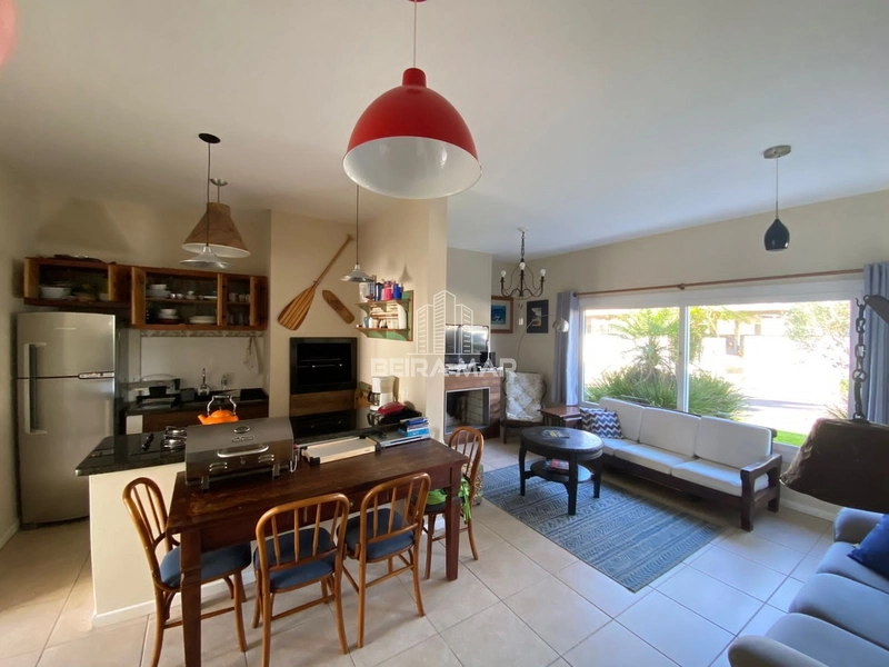 Casa no Condomínio Las Palmas!: 6ª foto da galeria de imagens do imóvel