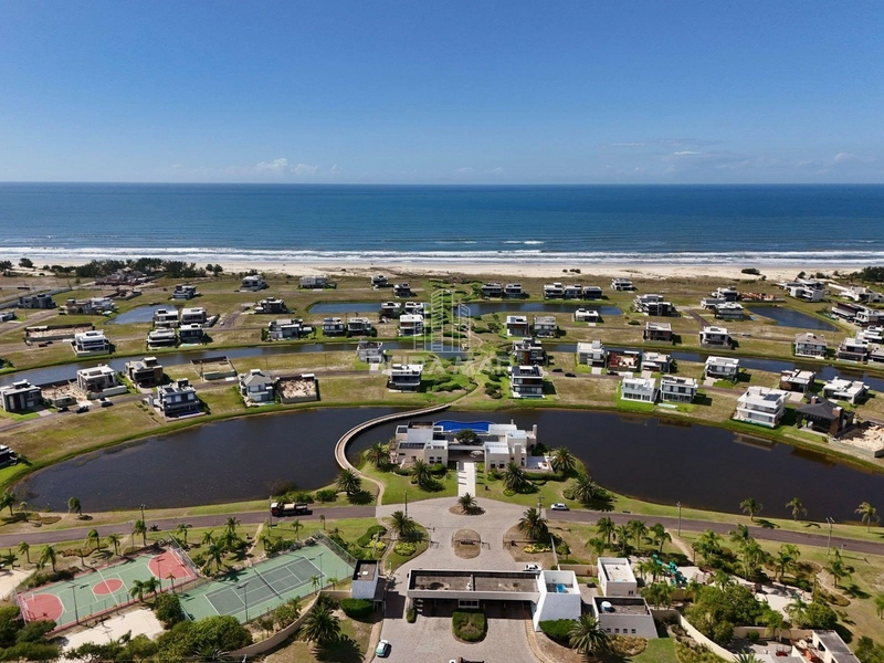 Casa Térrea Condomínio Beira Mar - Capão Da Canoa | RS: 17ª foto da galeria de imagens do imóvel