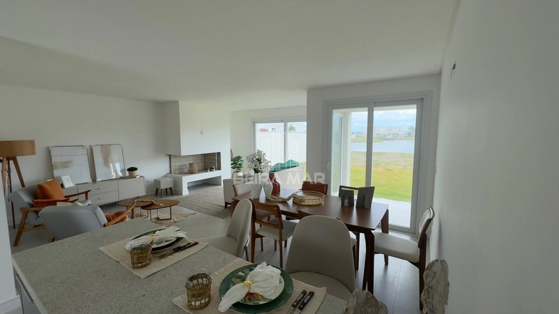 Casa em Condomínio Beira lago: 3ª foto da galeria de imagens do imóvel
