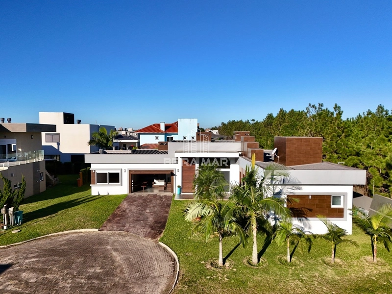 Casa no Condomínio Lagoa do Passo com acesso a lagoa!: 2ª foto da galeria de imagens do imóvel