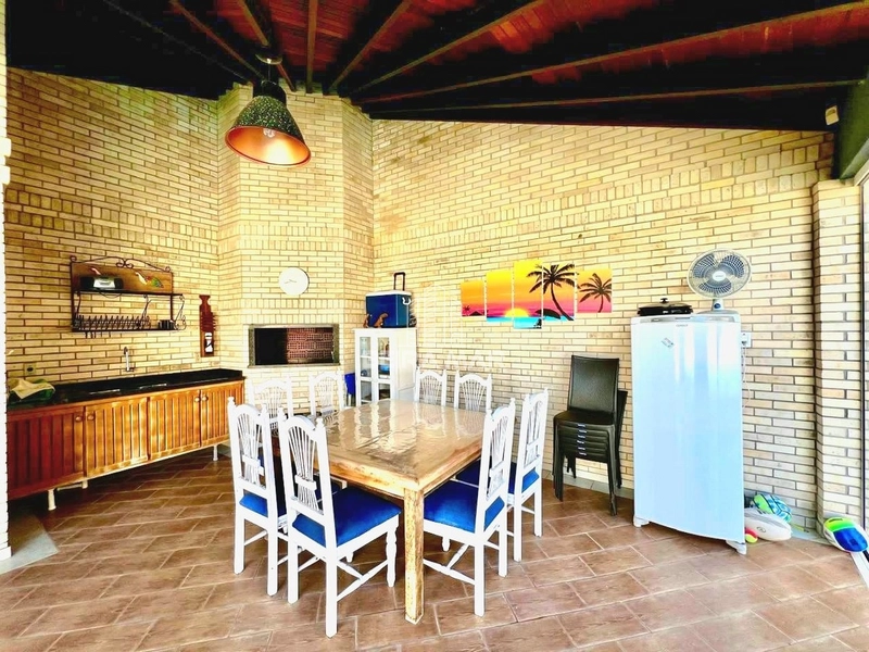 Belíssima casa em Xangrí-la!: 27ª foto da galeria de imagens do imóvel
