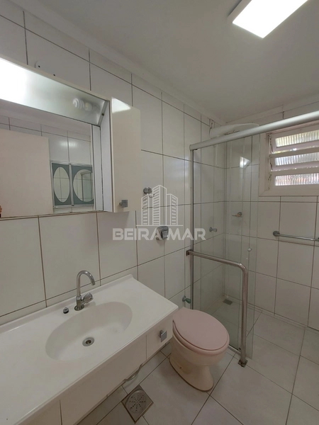 Casa de laje em 02 terrenos no coração de Atlântida.: 3ª foto da galeria de imagens do imóvel
