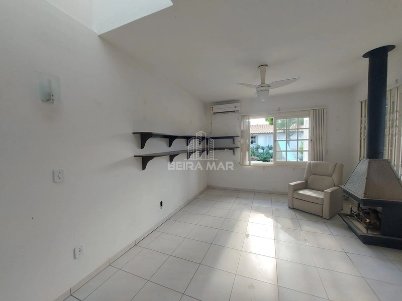 Casa de laje em 02 terrenos no coração de Atlântida.: 20ª foto da galeria de imagens do imóvel