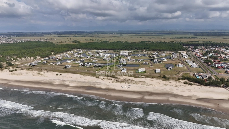 Luxuosa Casa à Venda em Condomínio Fechado: 11ª foto da galeria de imagens do imóvel