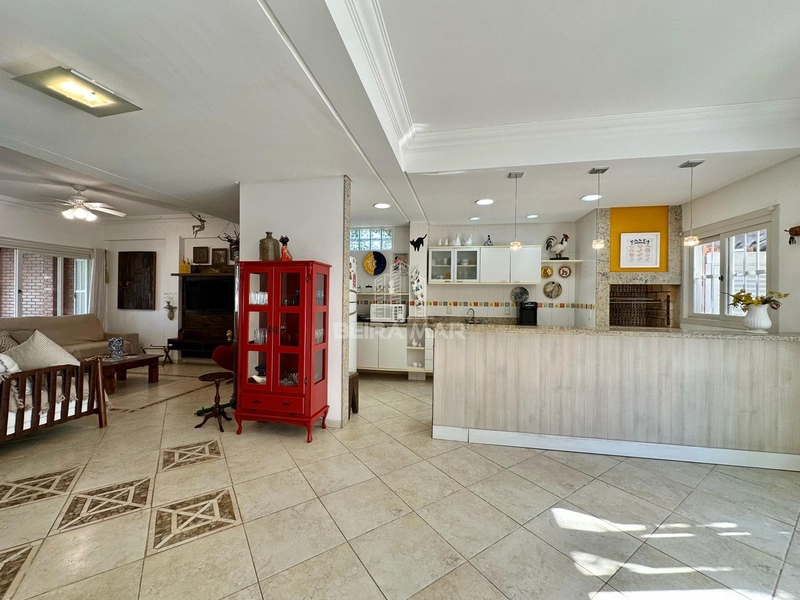 CASA EM ATLÂNTIDA  À VENDA PRÓXIMO AO MAR (4 quadras): 7ª foto da galeria de imagens do imóvel
