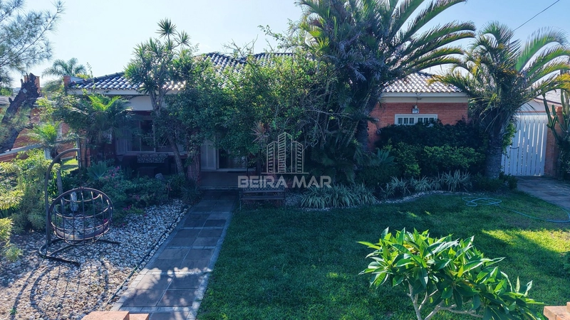 CASA EM ATLÂNTIDA  À VENDA PRÓXIMO AO MAR (4 quadras): 9ª foto da galeria de imagens do imóvel