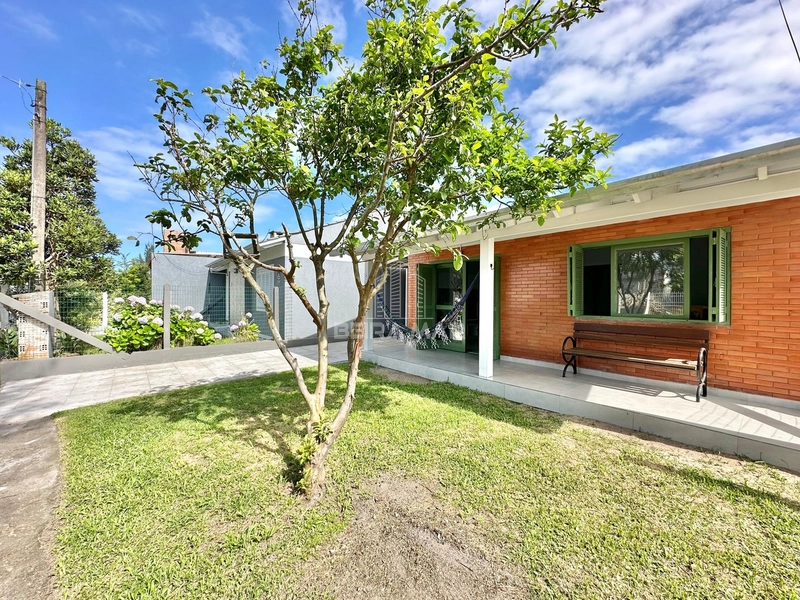 Casa a 2 quadras do mar: 25ª foto da galeria de imagens do imóvel