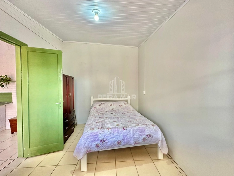 Casa a 2 quadras do mar: 8ª foto da galeria de imagens do imóvel