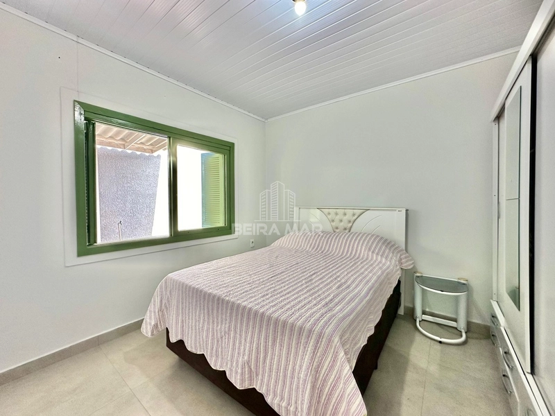 Casa a 2 quadras do mar: 16ª foto da galeria de imagens do imóvel