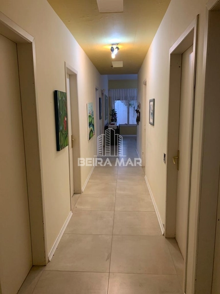 Casa na Avenida Paraguassú!: 10ª foto da galeria de imagens do imóvel