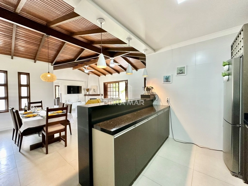 Excelente casa térrea, localizada no Centro, Próxima ao Mar!: 42ª foto da galeria de imagens do imóvel