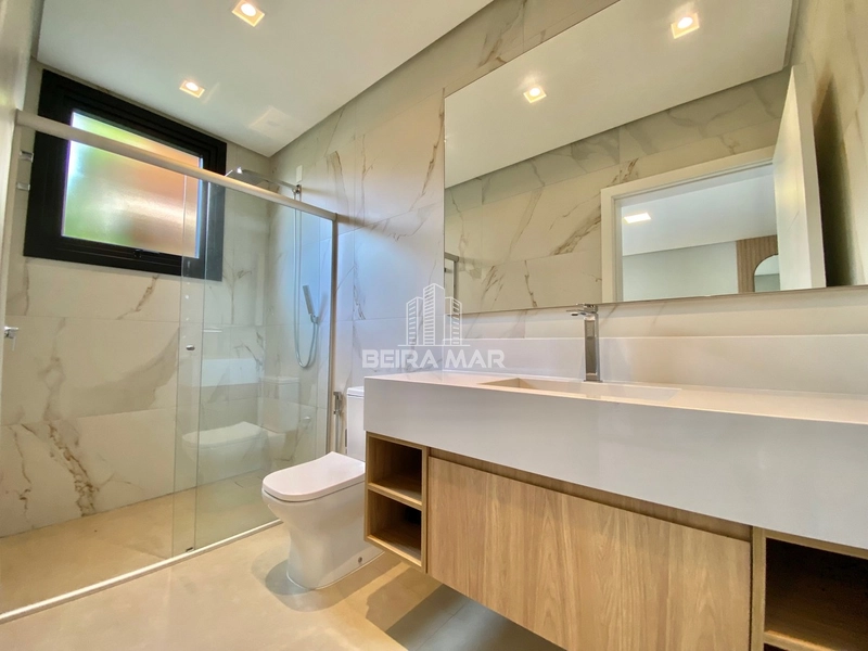 Mansão com 06 suítes, beira lago, infra completa.: 35ª foto da galeria de imagens do imóvel
