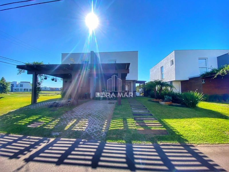 Excelente sobrado mobilado na beira do lago: 9ª foto da galeria de imagens do imóvel