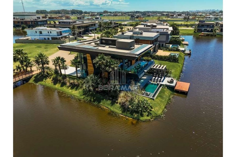 Sobrado de Alto Padrão em Condominio: 36ª foto da galeria de imagens do imóvel