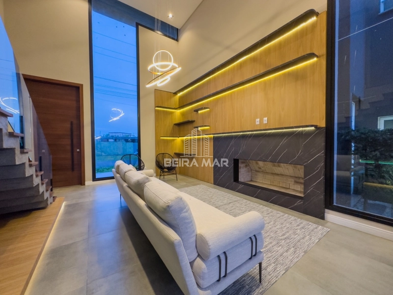 Casa beira lago Mobiliada: 2ª foto da galeria de imagens do imóvel