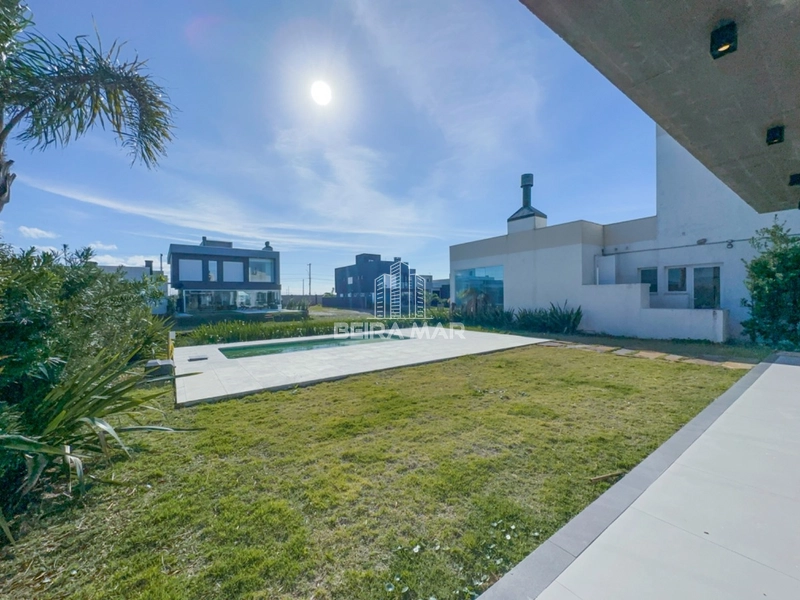 Casa beira lago Mobiliada: 5ª foto da galeria de imagens do imóvel
