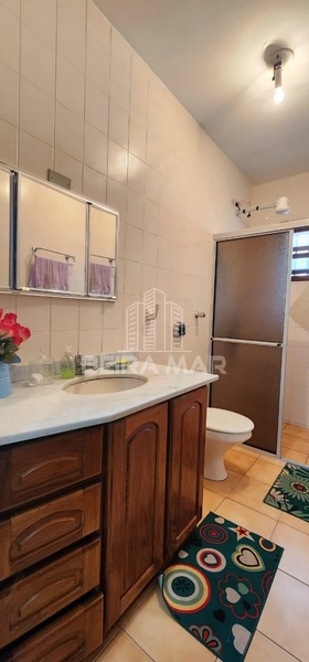 Casa no centro de Xangri-lá.: 1ª foto da galeria de imagens do imóvel